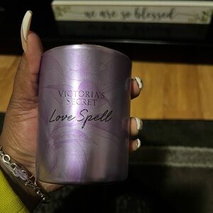 Victoria Secrets Candle 🕯️ “ Love Spell”